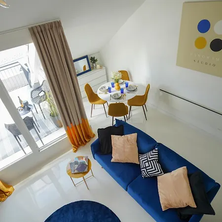 Apartment Panorama *